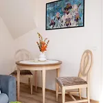 - 2 Story Loft - Next To Old Town Talin