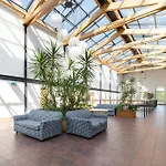 - 2 Story Loft - Next To Old Town *