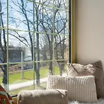 - 2 Story Loft - Next To Old Town Apartamento