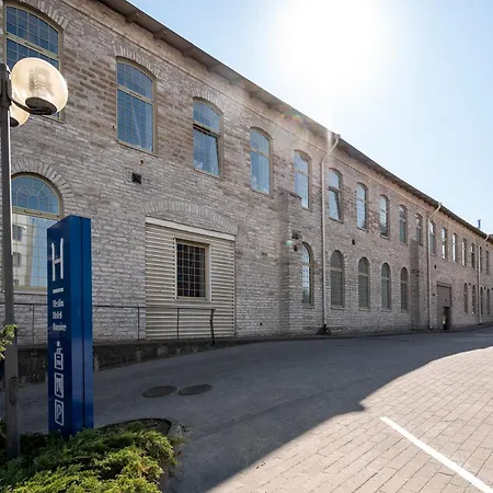 - 2 Story Loft - Next To Old Town * Talin