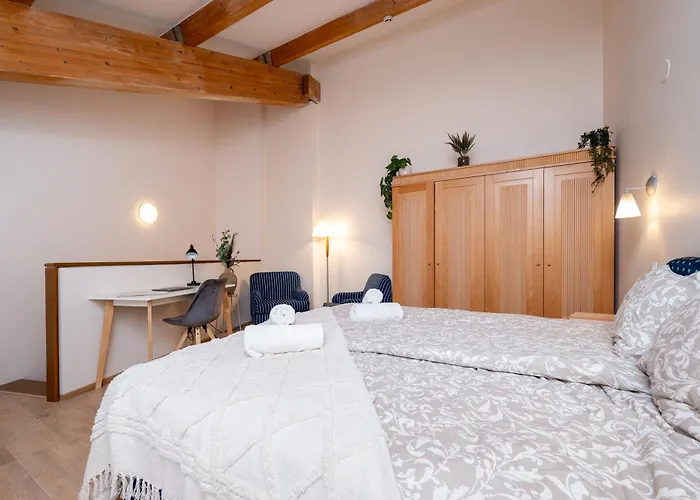 - 2 Story Loft - Next To Old Town 公寓 *